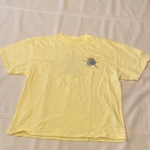 Pastel yellow O’Neill surf company t-shirt